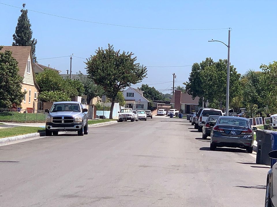 2nd image of 13802 Adoree St