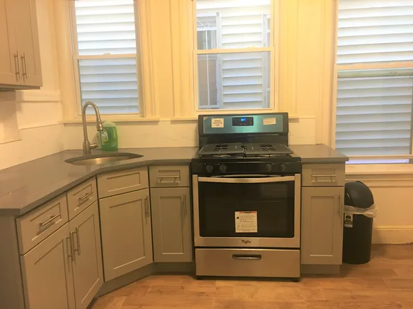 101 Romaine Avenue image 14 of 16