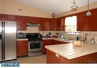 3rd image of 440 Pardee Blvd
