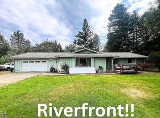 8122 New Hope Rd, Grants Pass, OR 97527