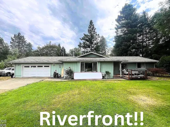 8122 New Hope Rd, Grants Pass, OR 97527