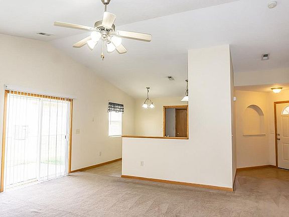 4th image of 1710 & 1712 Hickory Ln