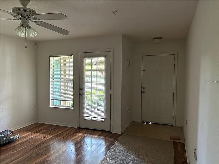 7417 Vista Way #105 — Photo 4