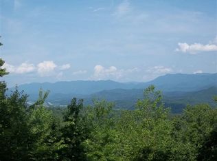 14 Bluff Rd, Marble, NC 28905