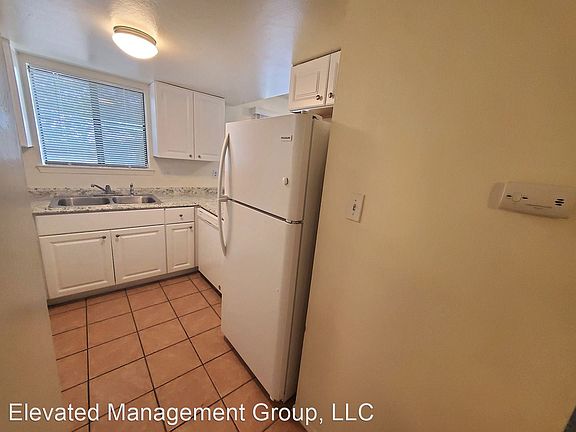 5th image of 1305 Dickerson Dr SE APT C