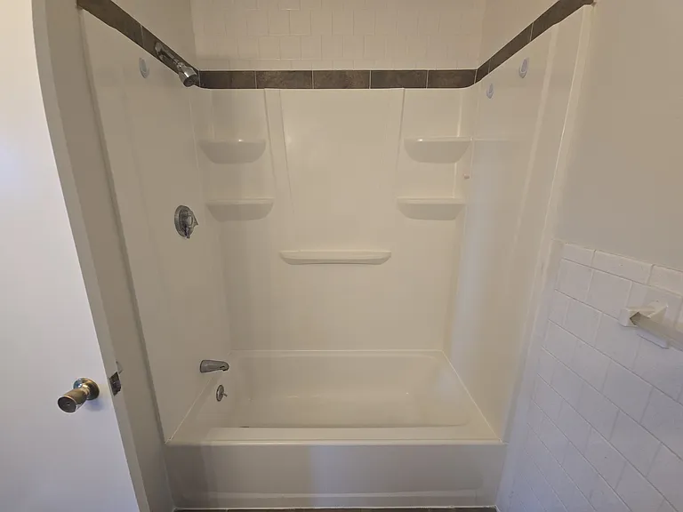 567 Main St #3 — Photo 8