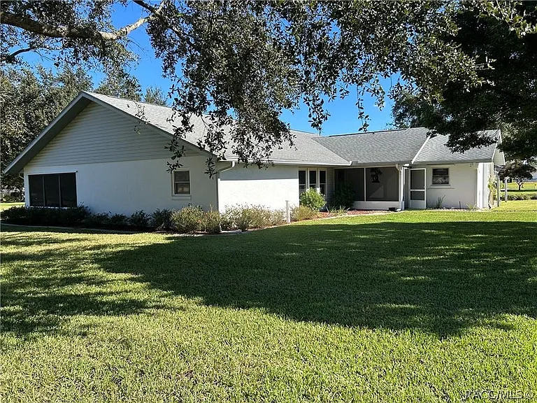 515 E Falconry Ct — Photo 26