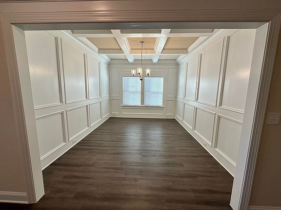 4th image of 3141 Rosewood Drive