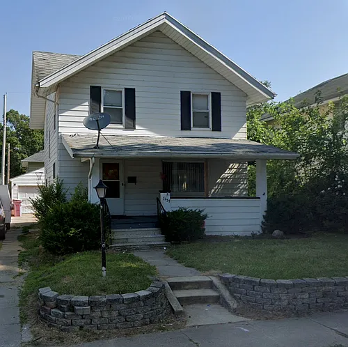 1137 Milton St Photo 1