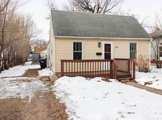 1327 14 1/2 St S, Fargo, ND 58103