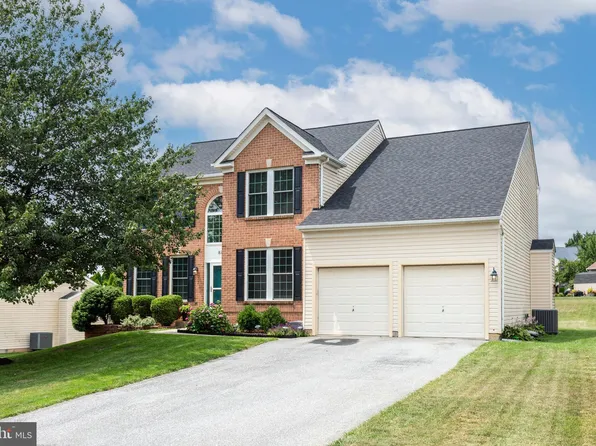 873 Eden Farm Cir, Westminster, MD 21157