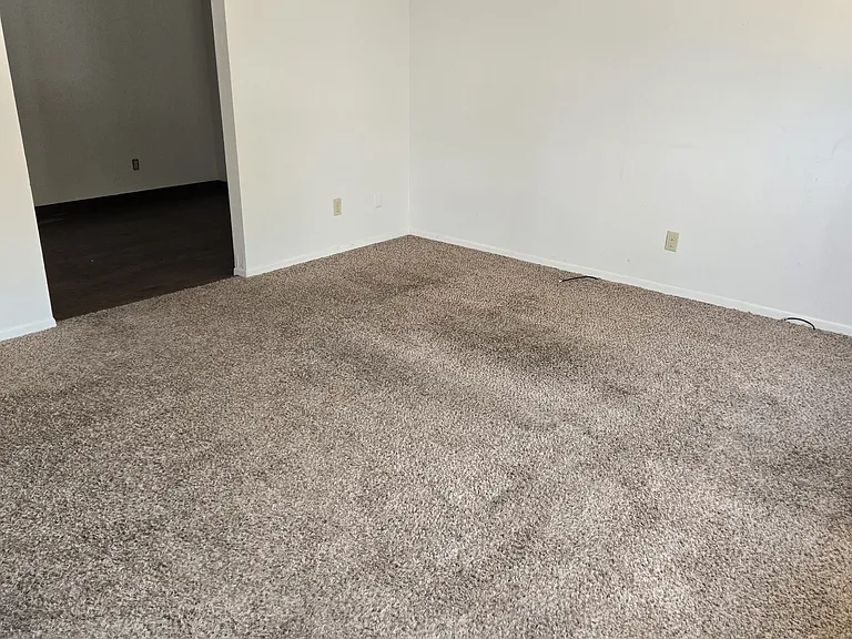 417 Loma Linda Dr #4 — Photo 2