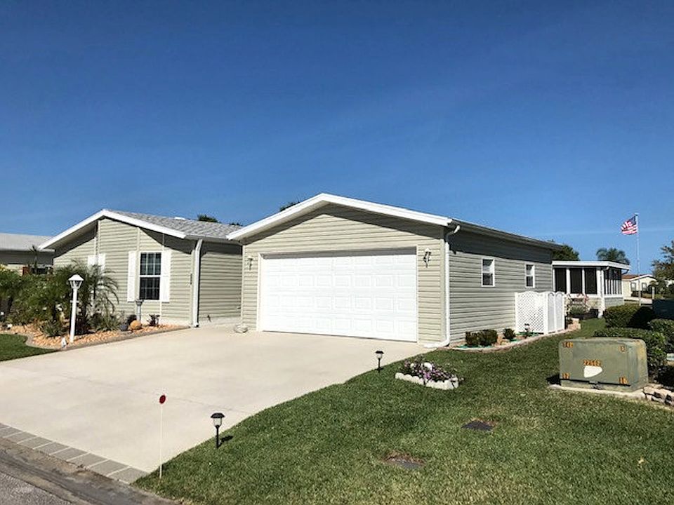 2nd image of 3048 Eagles Nest Way
