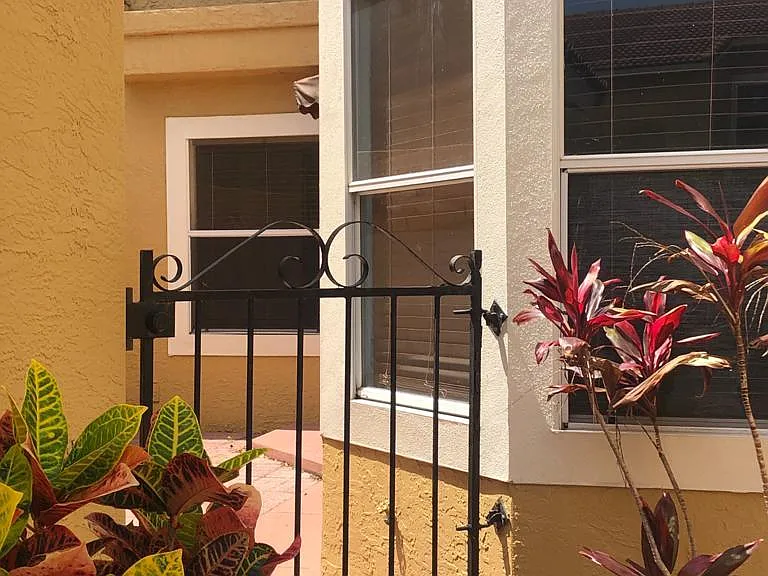 755 Cove Way — Photo 24