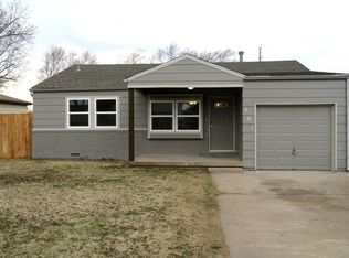 261 N Ward Pkwy, Haysville, KS 67060
