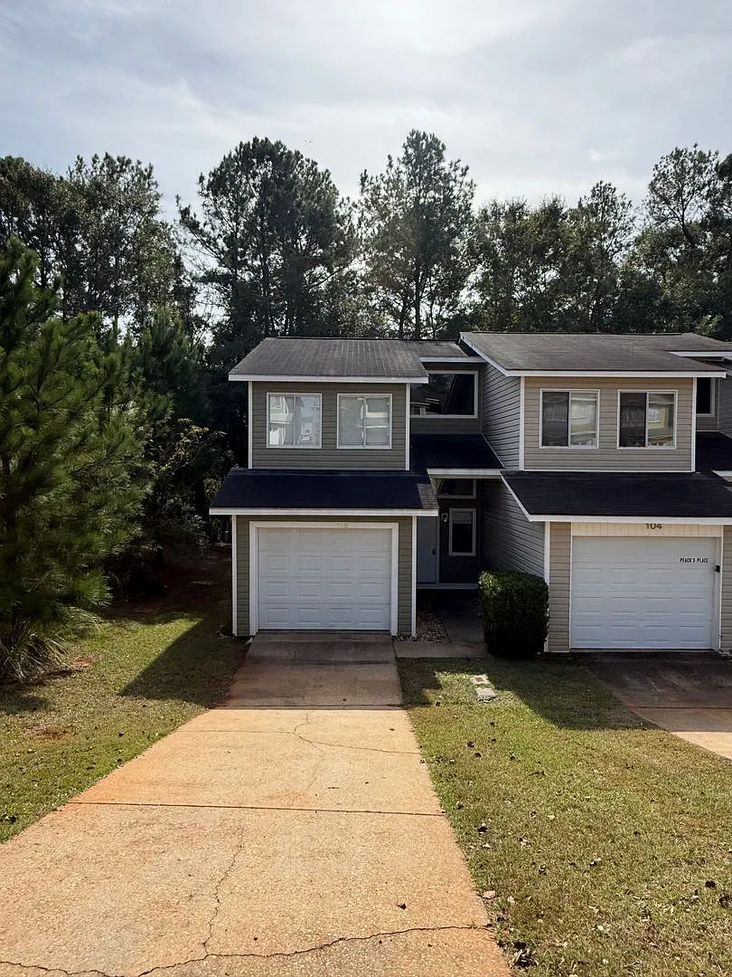 Available NOW- 106 Woodfield — Photo 1