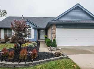 46382 Briargate Dr, Canton, MI 48187