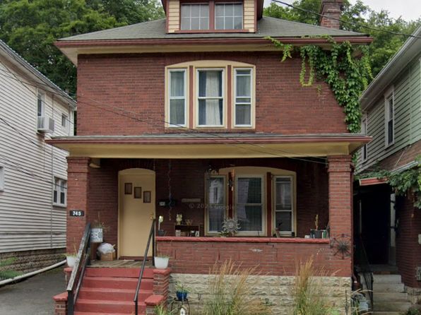 745 Fayette St W