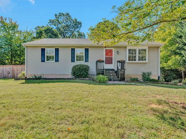 4836 Oak Rd NW, Roanoke, VA 24017