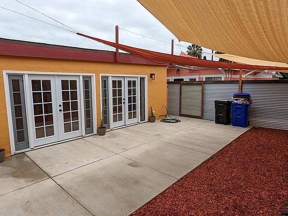 4th image of 3529 42nd St