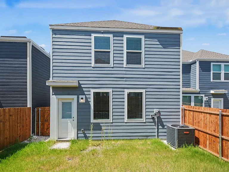125 Arbor Dr — Photo 28