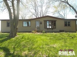 3432 E Carpenter St, Springfield, IL 62702