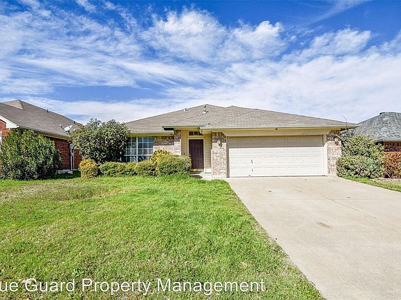 2nd image of 1066 Roundrock Dr