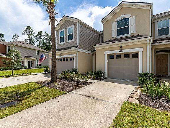 3rd image of 277 Richmond Dr