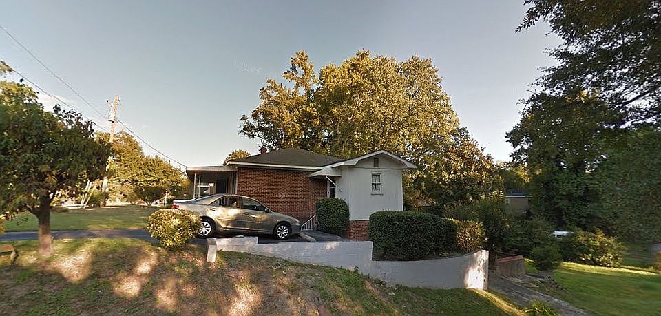 2nd image of 516 Duke Ave