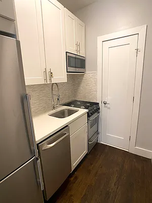 Rented by Tourma Realty LLC | media 6