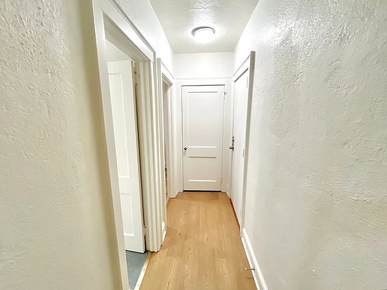 43 West St — Photo 14