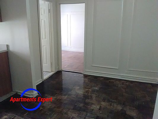 4th image of 655 E 233rd St APT A1