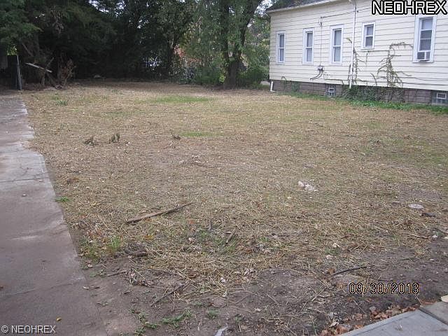 2nd image of 3655 E 63rd St