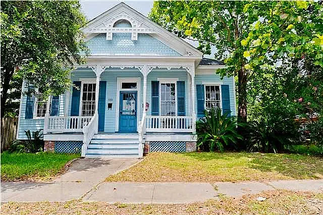 4 bed, 2.0 bath, $1,450 — Photo 1