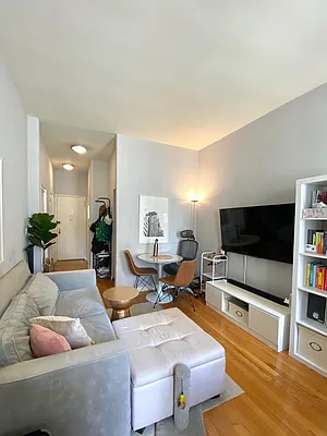 Rented by Swythe, Inc. | media 6