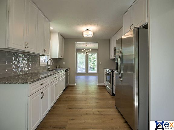 5th image of 1407 Greenwood Ave