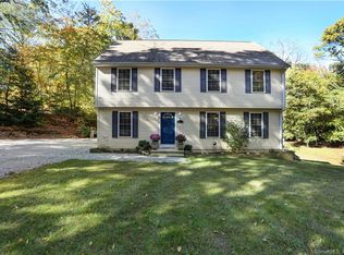 3 Old Acres Rd, Moodus, CT 06469
