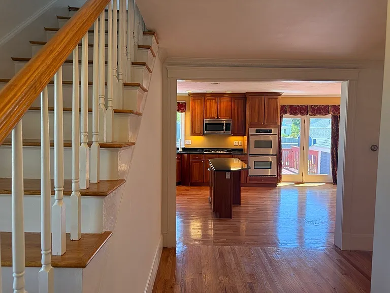6 Bella Vista Ave — Photo 4