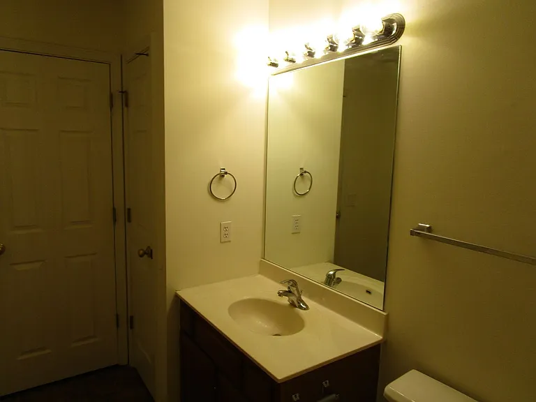 5001-5003 Betty Jean Way — Photo 28