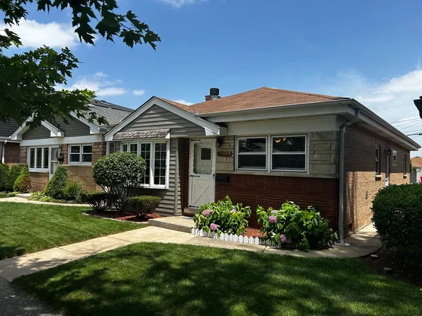 4535 Warsaw Ave, Lyons, IL 60534