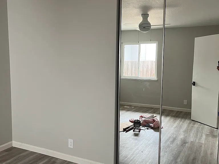5756 Chesbro Ave — Photo 6