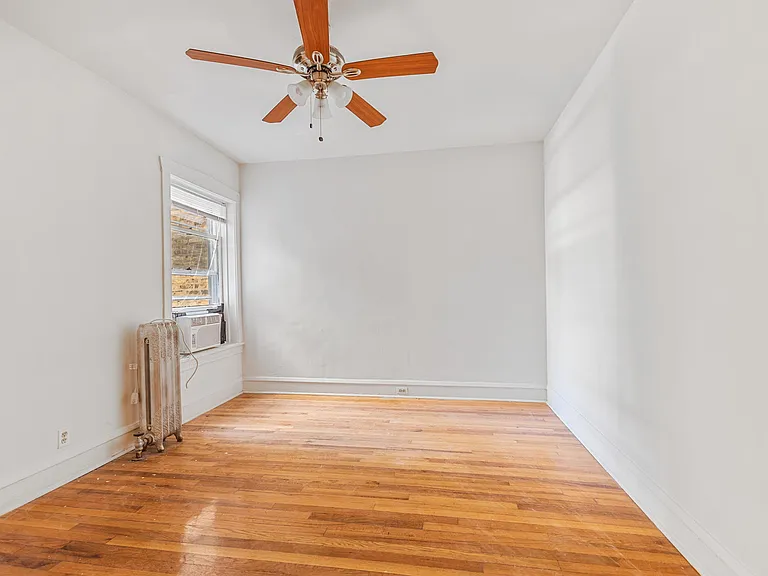 801 Seward St #3 — Photo 8