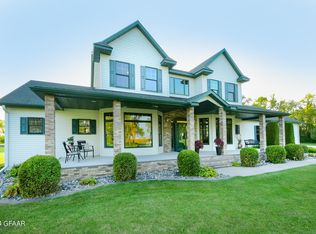 903 110th Ave N, Moorhead, MN 56560