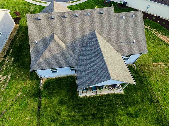 5th image of 526 Sweet Birch Ct