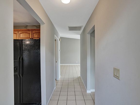 4th image of 264 Meadows Drive