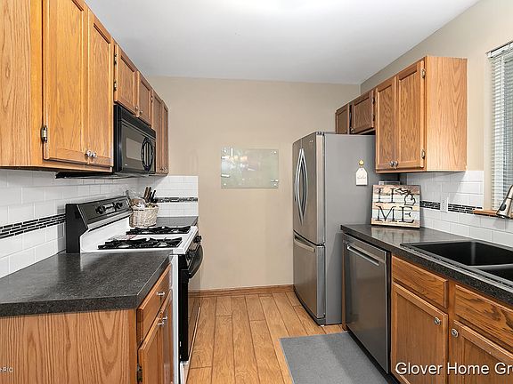 5th image of 818 Summertime Ave SE