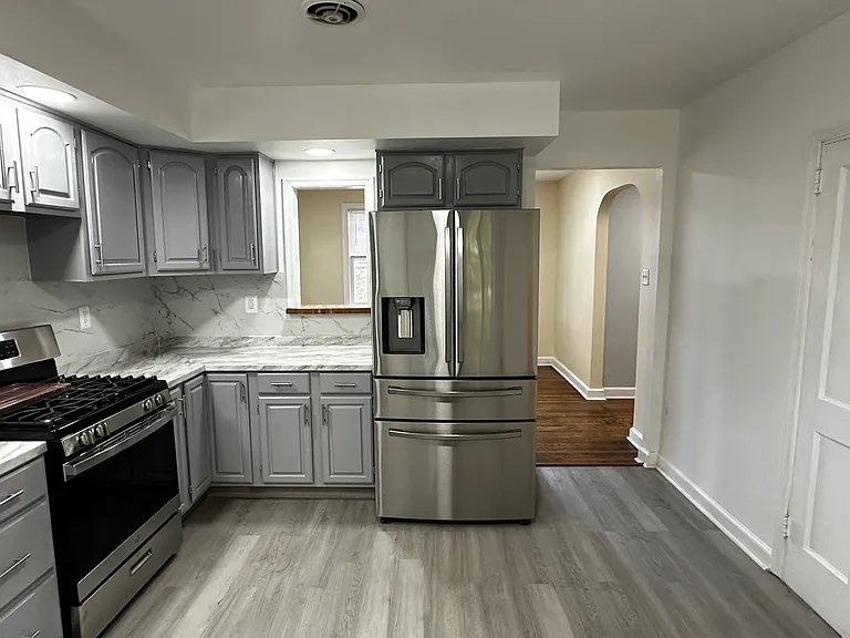 225 Church Rd — Photo 10