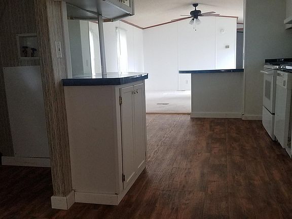 3rd image of 3345 Burgess Dr