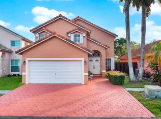 5231 SW 154th Pl, Miami, FL 33185