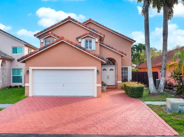 5231 SW 154th Pl, Miami, FL 33185